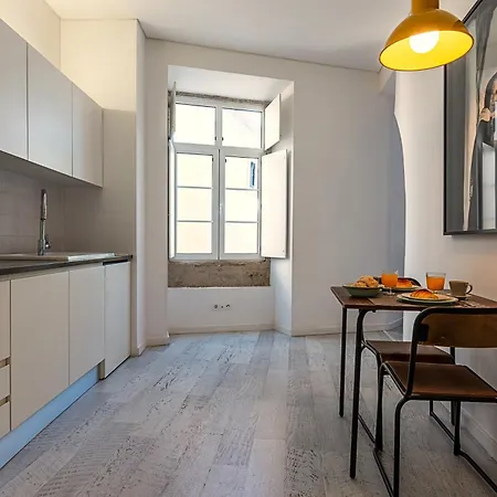 Portas Do Ceu Apartment *
