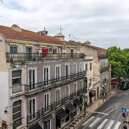 Apartment Portas Do Ceu Lisbon