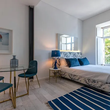 Апартаменты Portas Do Ceu