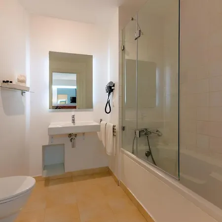 Апартаменты Portas Do Ceu